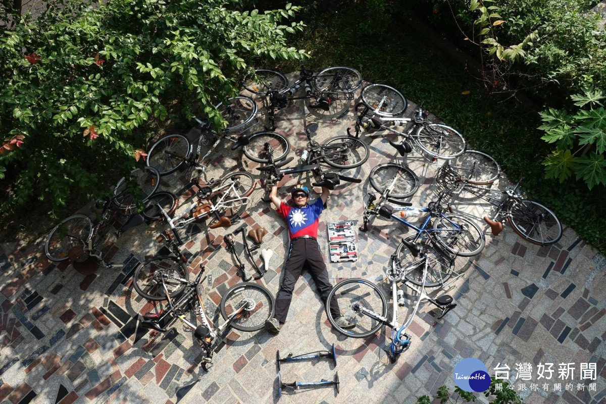 陳永進熱愛自行車運動。