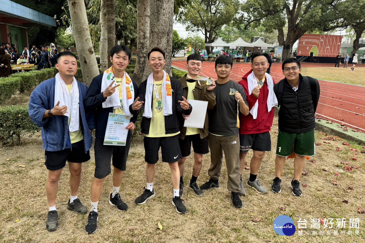 桃園青農代表隊參加「113年全國青農運動會」青農路跑勇奪三連霸。