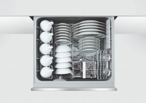 FISHER＆PAYKEL 菲雪品克抽屜式洗碗機，可依家庭人口數及廚房檯面選擇合適的型號，單層使用不需彎腰，更能省水省電。