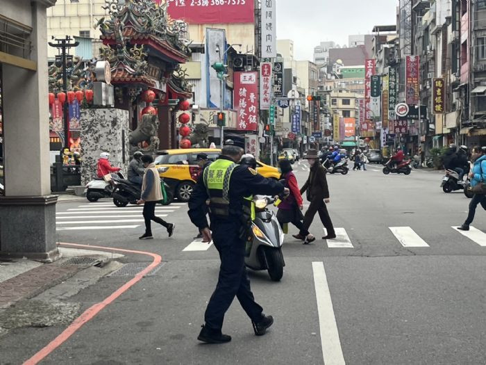 桃市112年交通事故統計數字揭曉，傷亡人數較去年降低，桃警持續加強執法宣導！