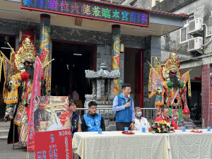 張嘉哲市長宣布30日玄天上帝文化藝術節啟動。（記者扶小萍攝）