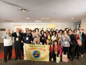 ▲高市勞工局申訴服務中心志工隊，榮獲全國績優勞工志願服務團隊肯定。