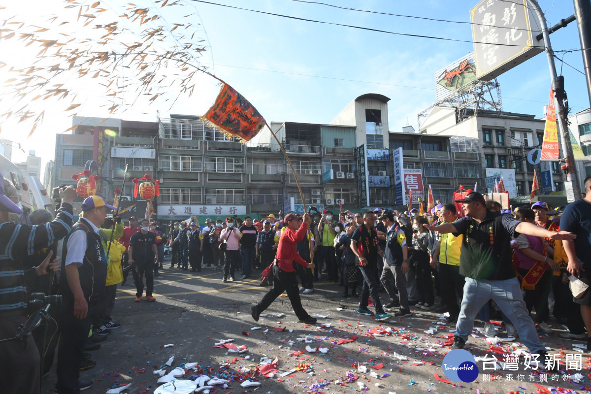 彰化南瑤宮笨港進香起駕，開基三媽首次出巡。圖／記者鄧富珍攝