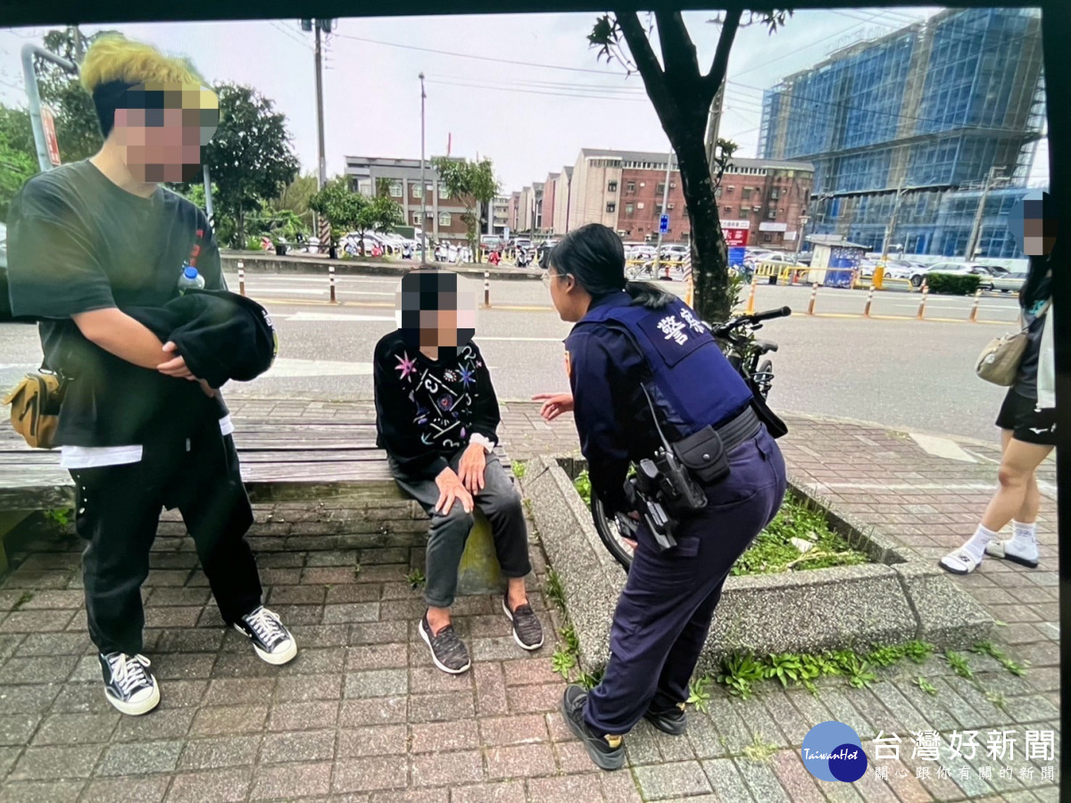 楊梅警暖心行動　協助八旬婦人平安返家