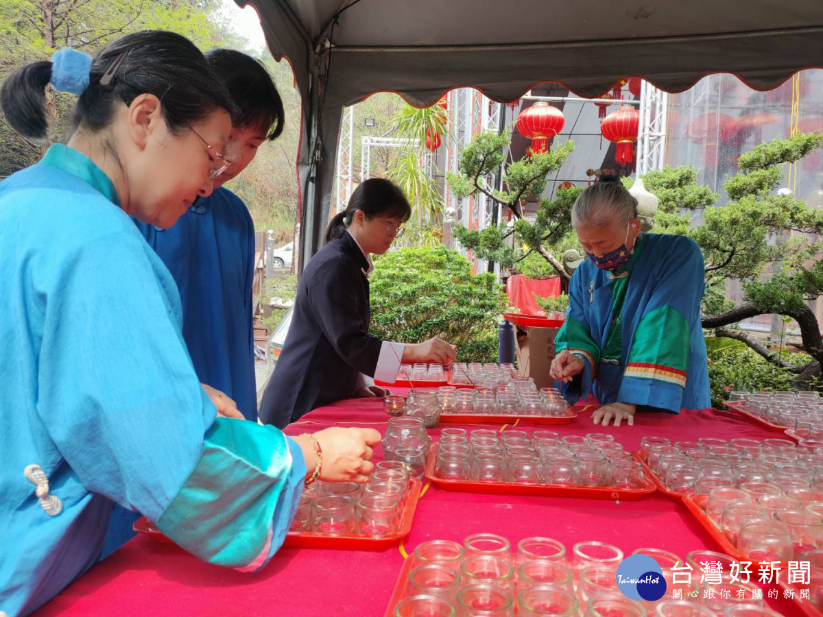 玄門真宗春季祖先超渡法會3/18-4/7開放山門，供信眾春遊祭祖、朝拜關聖帝君。圖／記者鄧富珍攝