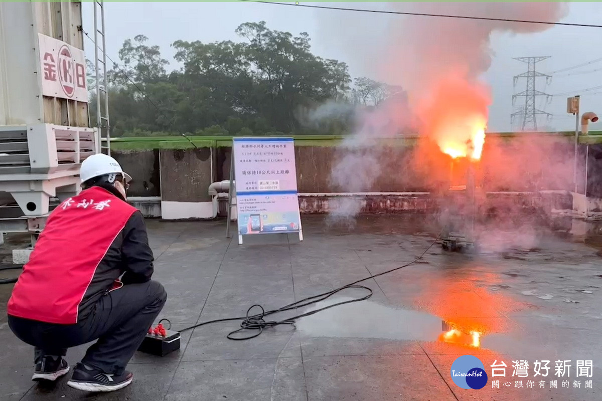 北水分署進行寶山水庫第6次人工增雨作業。