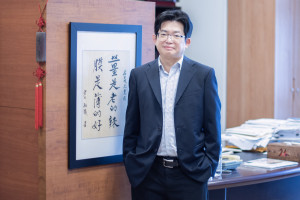 中原大學特聘教授張雍榮獲112年度國科會「傑出研究獎」，是全國私立綜合大學唯一獲獎教師。