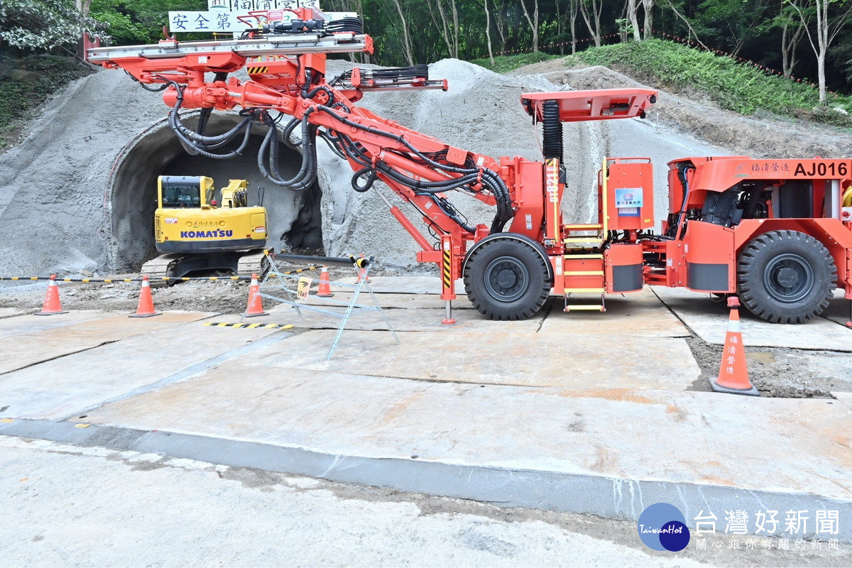 「石門水庫至新竹聯通管工程計畫－隧道銜接段工程施工」現場。