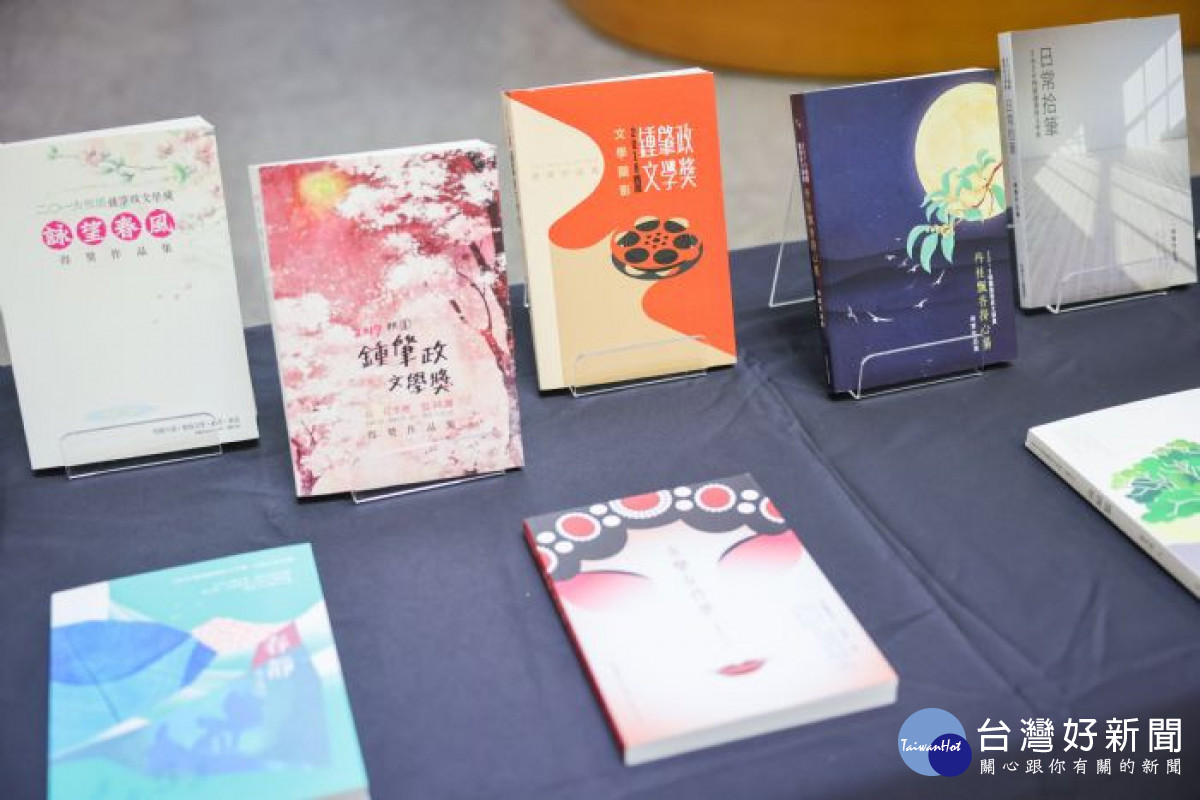 鍾肇政文學獎徵文類別有長篇小說、短篇小說、新詩、散文與童話5大文類。