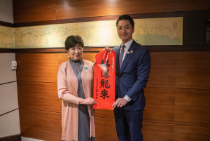 台北市長蔣萬安（右）與日本東京都知事小池百合子（左）。（圖／資料照片，圖源：台北市府秘書處媒體事務組）