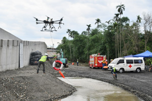 東彰道路南延段防汛演練現場，強化工地搶險應變能力。圖／記者鄧富珍翻攝