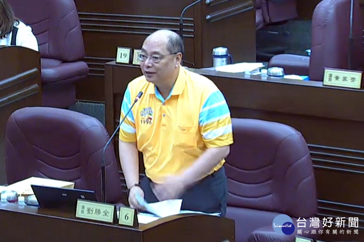 桃園市議員劉勝全於議事堂進行全質詢。