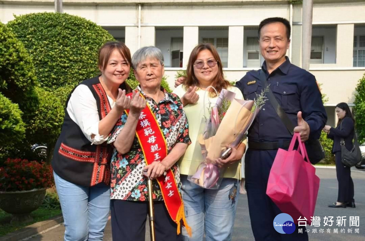 大溪分局模範母親獲警政署表揚。