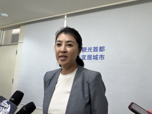 許縣長感謝中央對南投草屯運動館興建計畫給予支持。（記者扶小萍攝）
