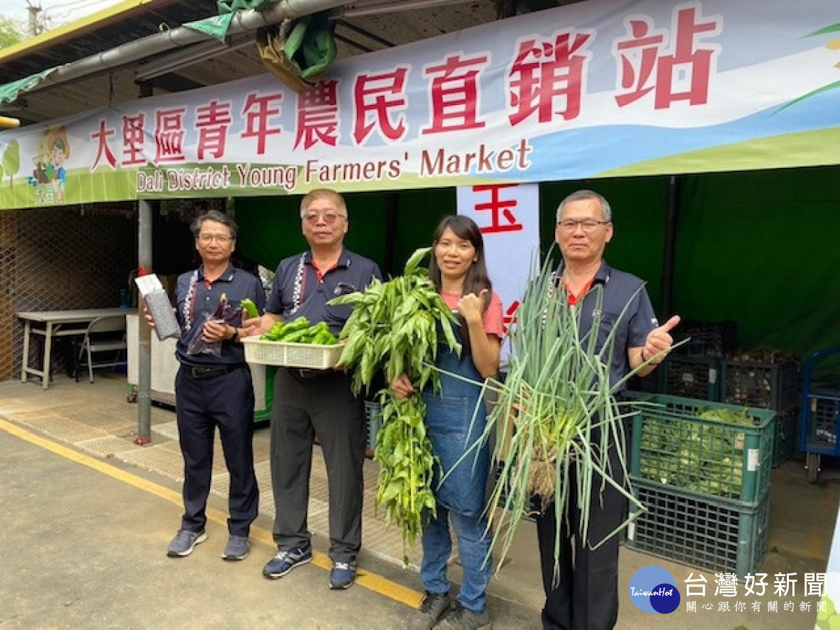 國光花市新成立青年農民直銷站　盼大家支持在地農產品