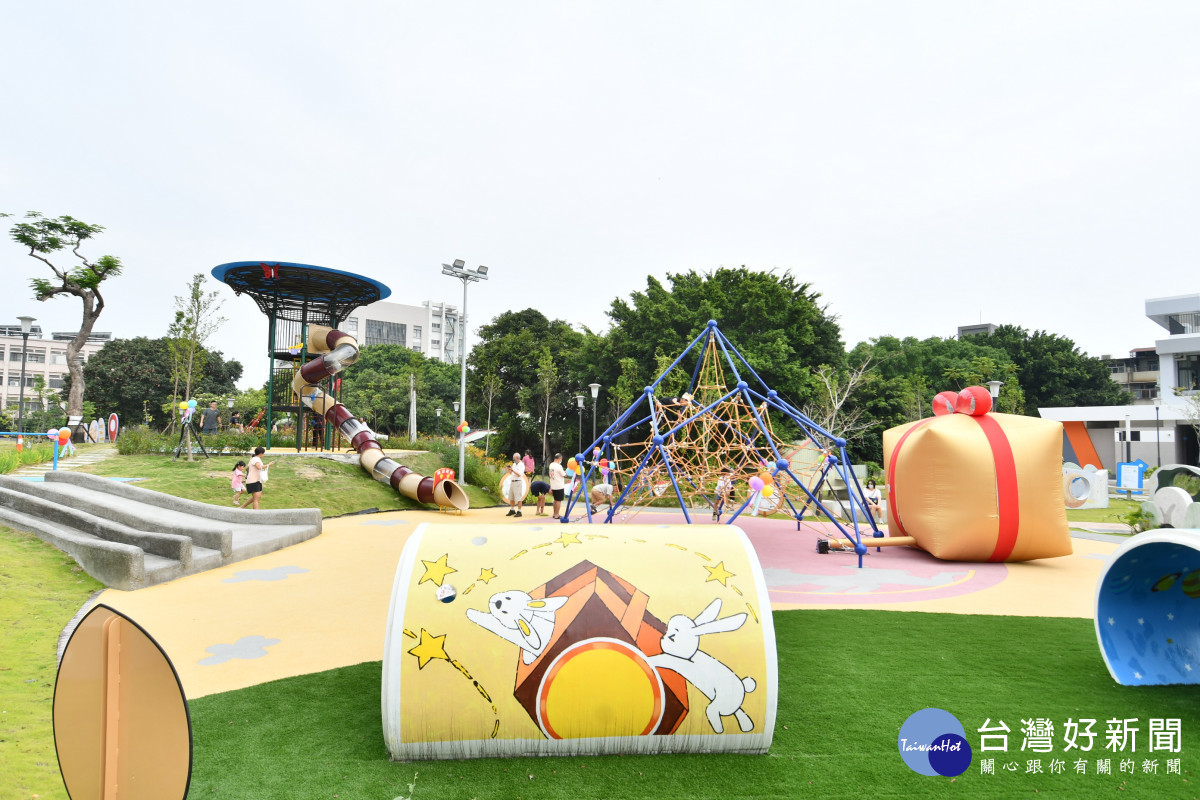 三和公園地下停車場及活動中心啟用。圖／記者鄧富珍翻攝