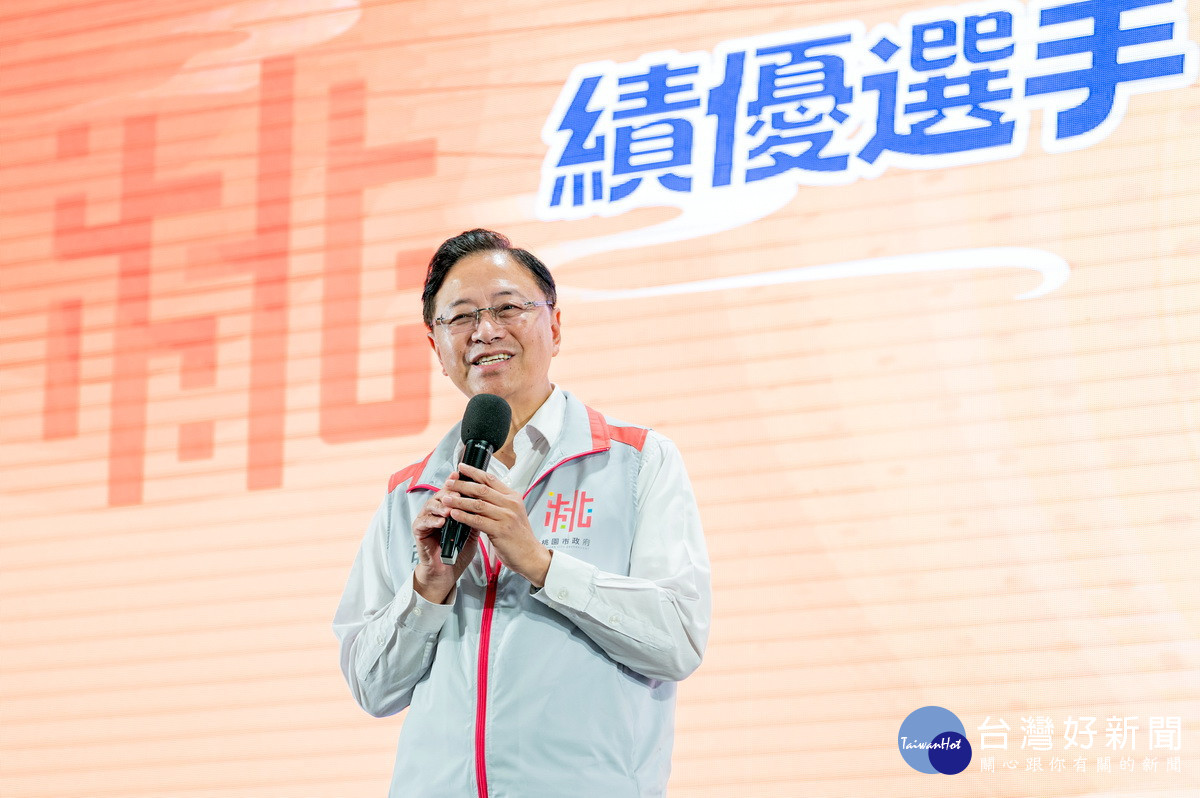 桃園市長張善政於113年全中運桃市績優選手頒獎活動中致詞。