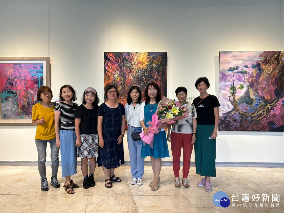 林純珠油畫創作「不忘初衷，游藝漫情」即日起展出。圖／記者鄧富珍攝