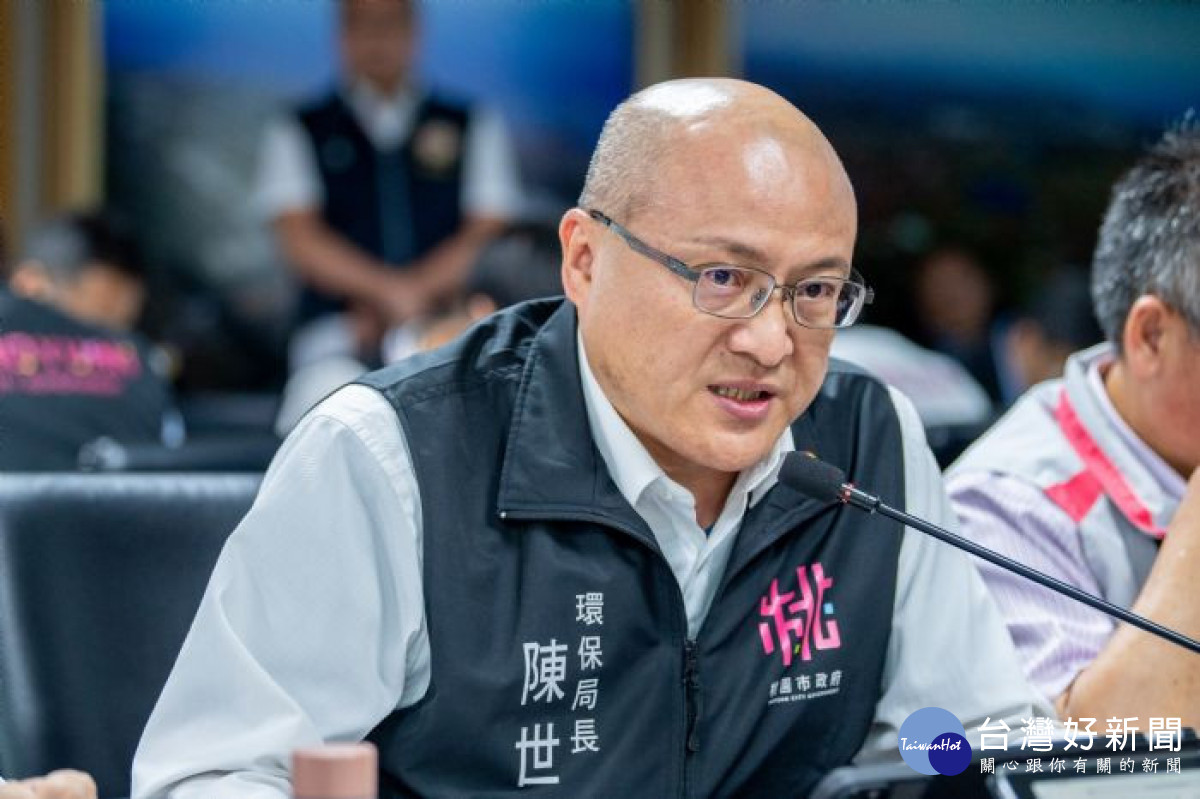 環保局陳局長針對專題報告進行補充。