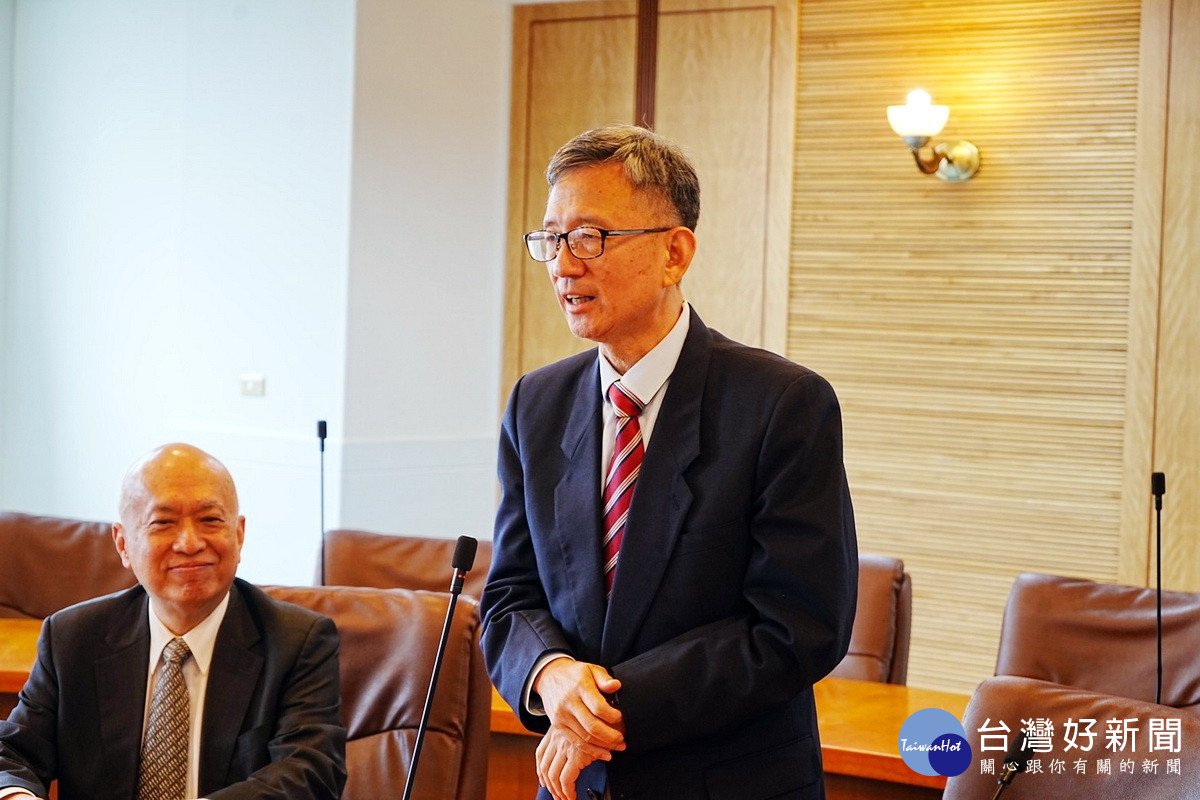 桃園市副市長王明鉅致詞。<br />
