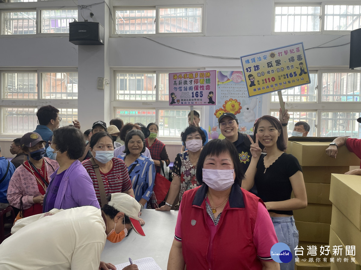 龜山防詐宣導連假不打烊。