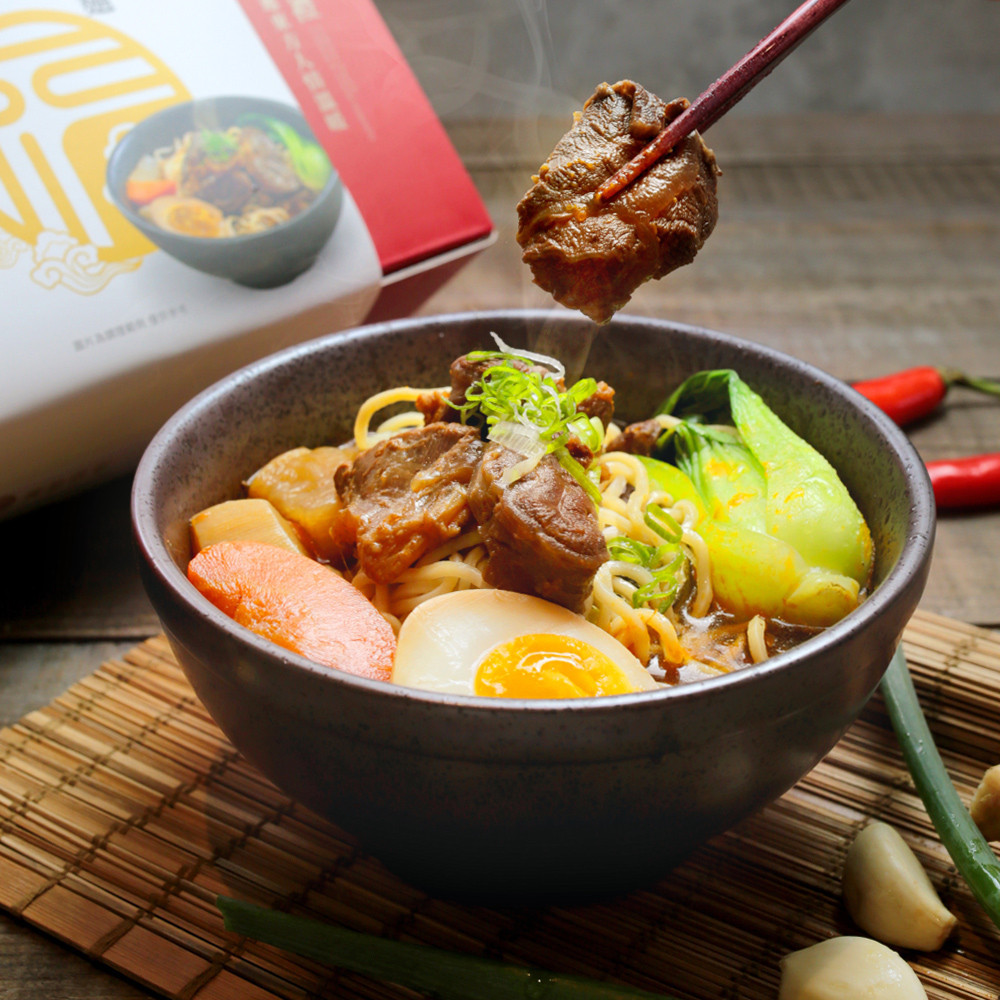 超熱銷「冷凍饗福牛肉麵禮盒」，加10元多一件。圖片提供／台中福華
