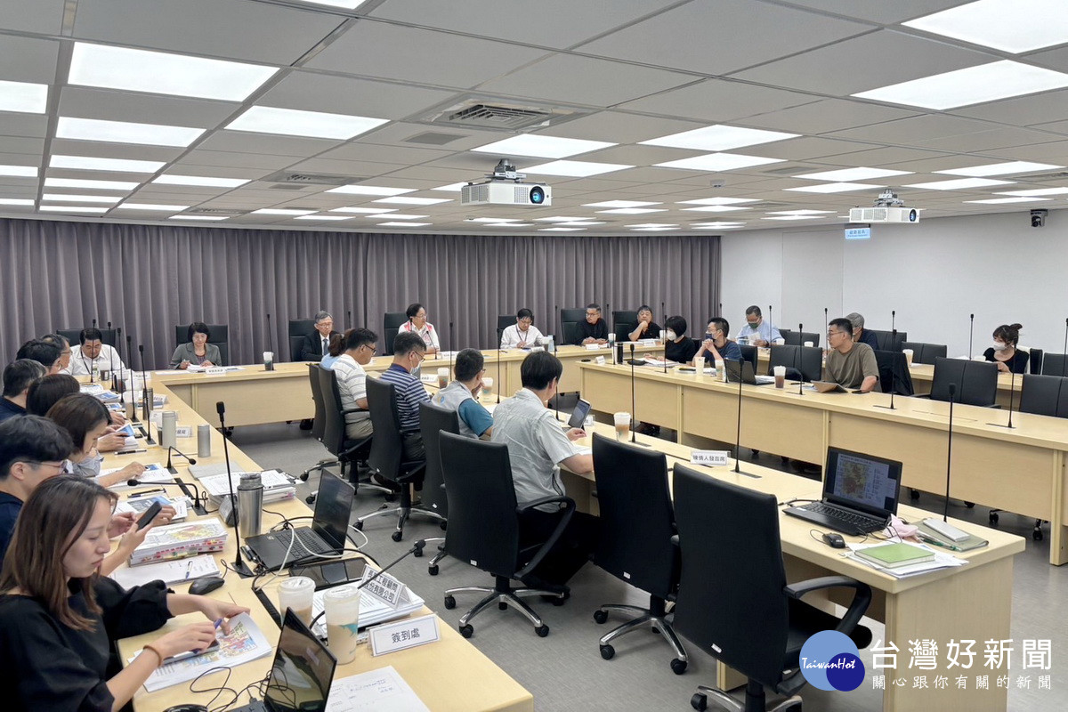 桃園市政府召開「桃園市第6次國土計畫審議會」。