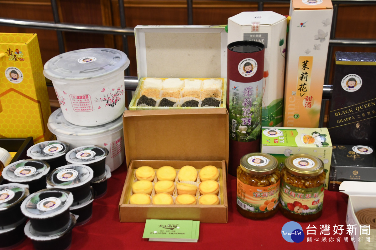 學校創意行銷競賽作品。圖／記者鄧富珍翻攝
