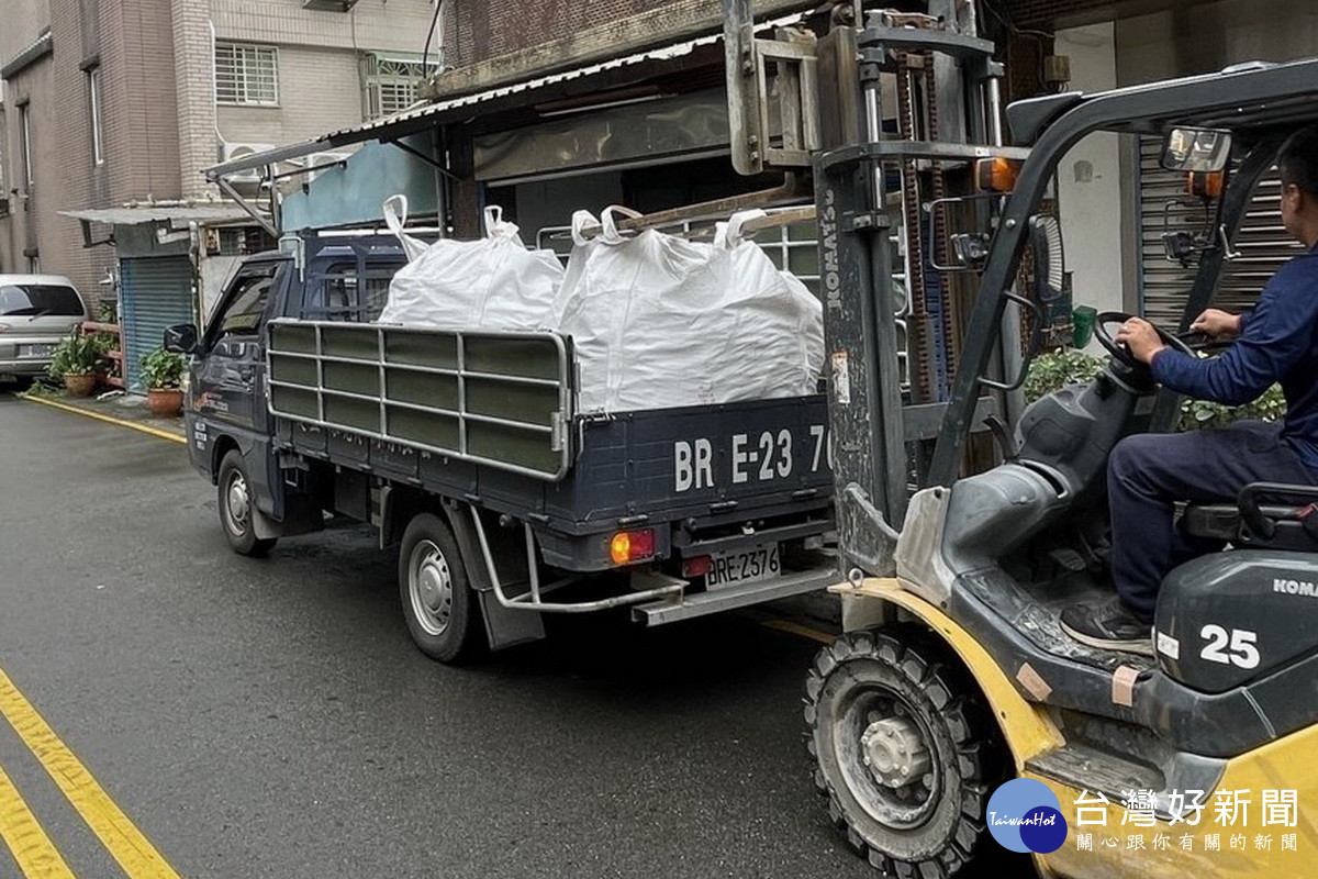 桃園市石綿建材廢棄物免費清運服務剩餘額度有限10/31截止。<br />
