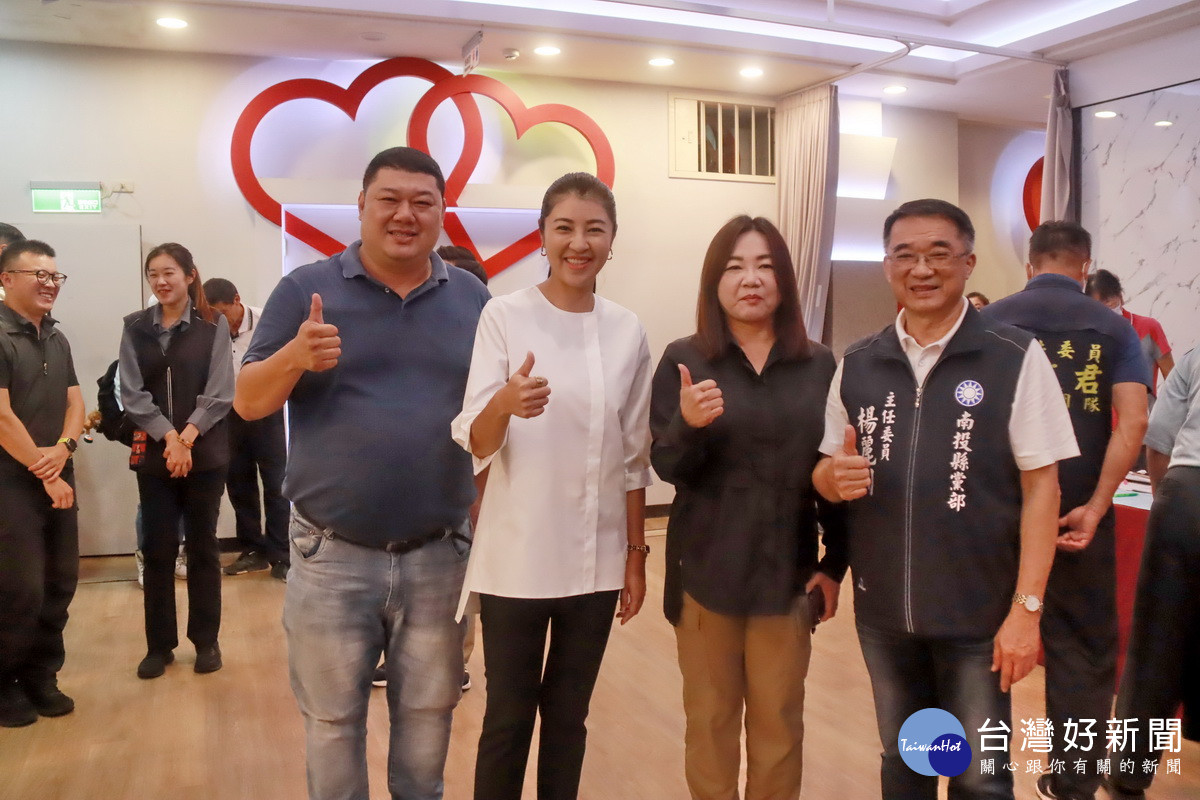 立委縣長主委都出席相挺。（記者扶小萍攝）