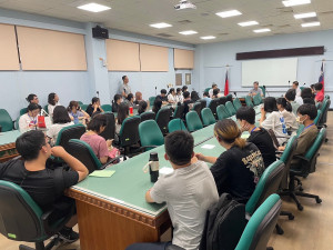 南投縣府培育大專青年廉政大使舉辦活動。（縣府提供）