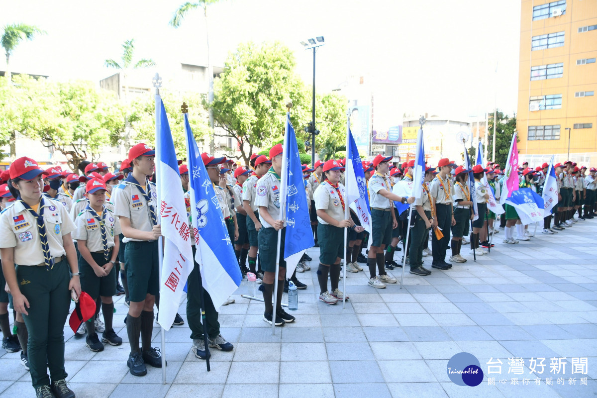 彰化縣參加「中華民國童軍第12次全國大露營」活動，來自各區290位童軍浩蕩出發。圖／記者鄧富珍攝