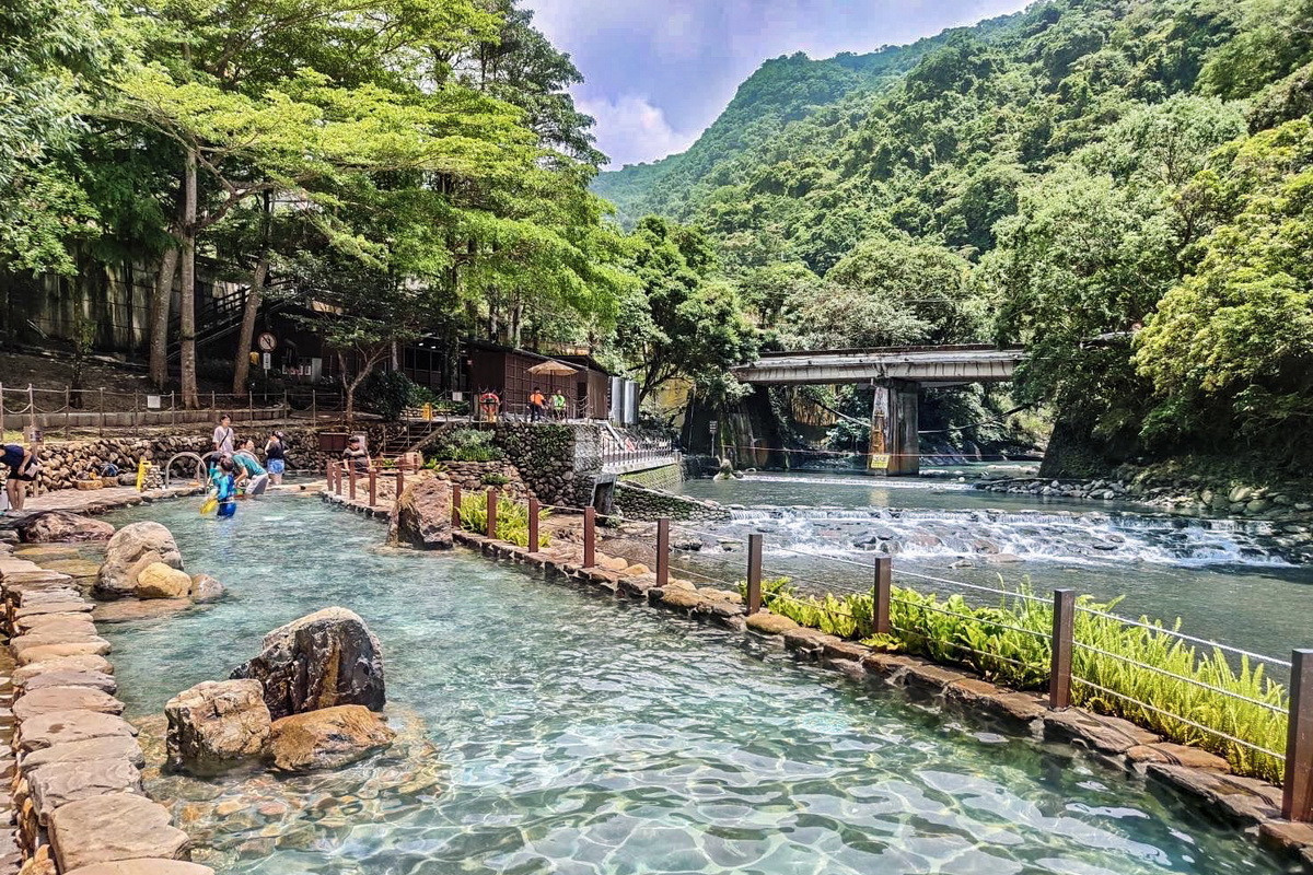 復興區小烏來宇內溪戲水12上午整備環境,下午1點開放。。