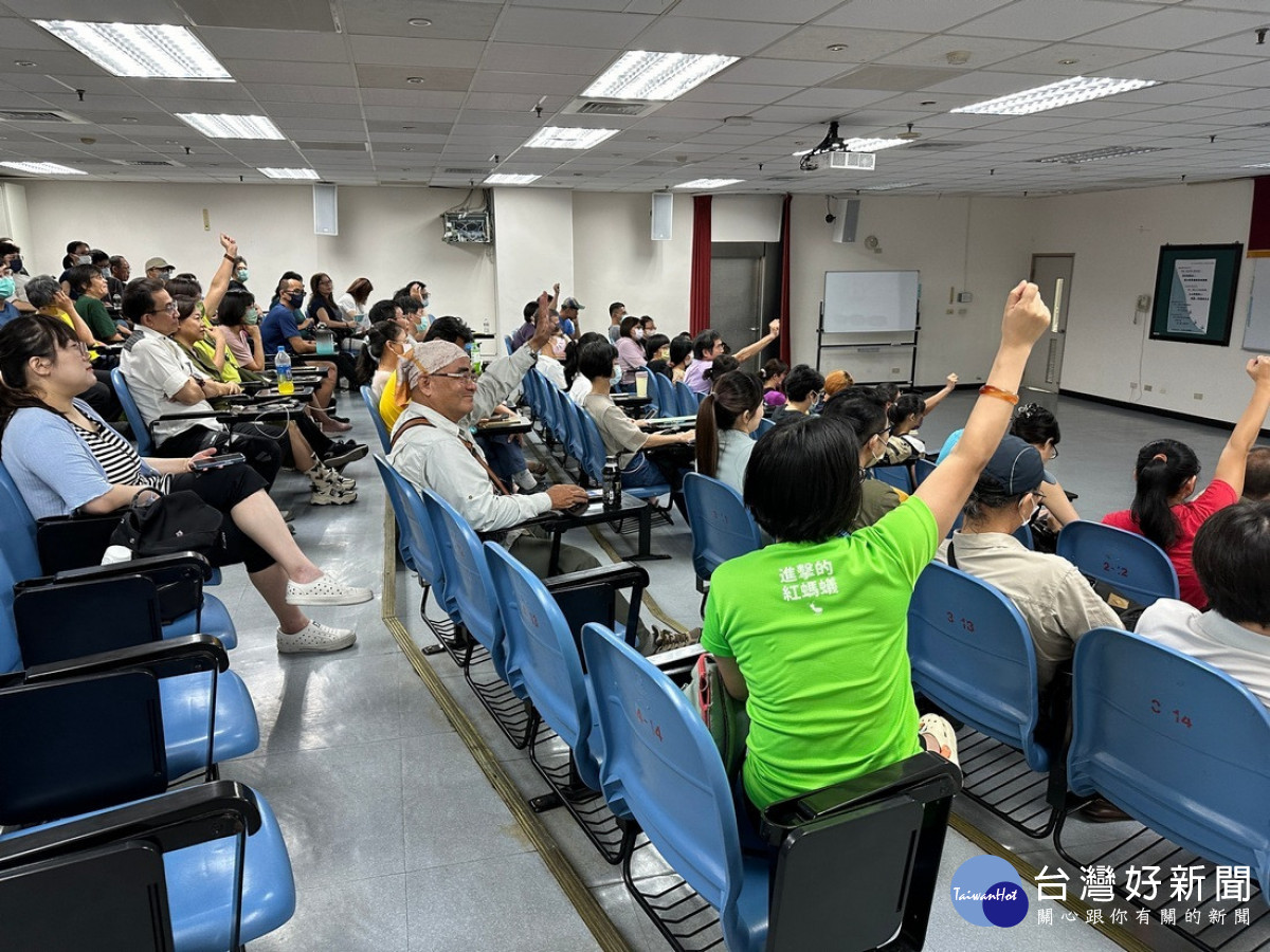 有獎徵答，民眾反映踴躍。 (圖/玉管處提供)<br />
<br />
