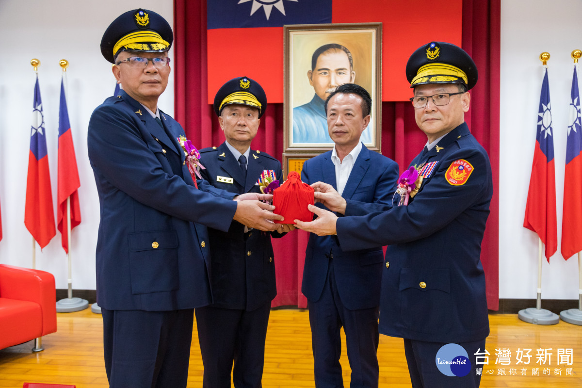 首圖
