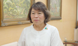 嘉義市長黃敏惠今上午說明深夜宣布停班課原因／陳致愷翻攝