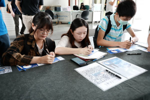 南投縣府與暨大、南開舉辦中秋傳情活動。（縣府提供）