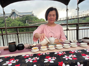 參山處歡迎各界品嚐好茶，感受山水之美。