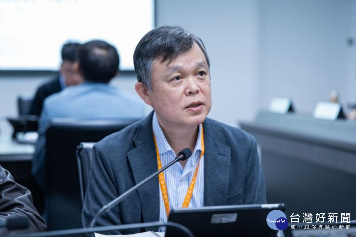 都發局歐副局長補充說明計畫內容。<br />
