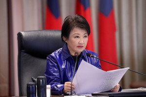 市長盧秀燕主持市政會議