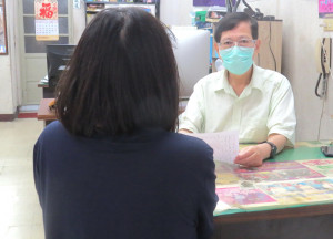 年收入400多萬的女經理，找尪大不易。