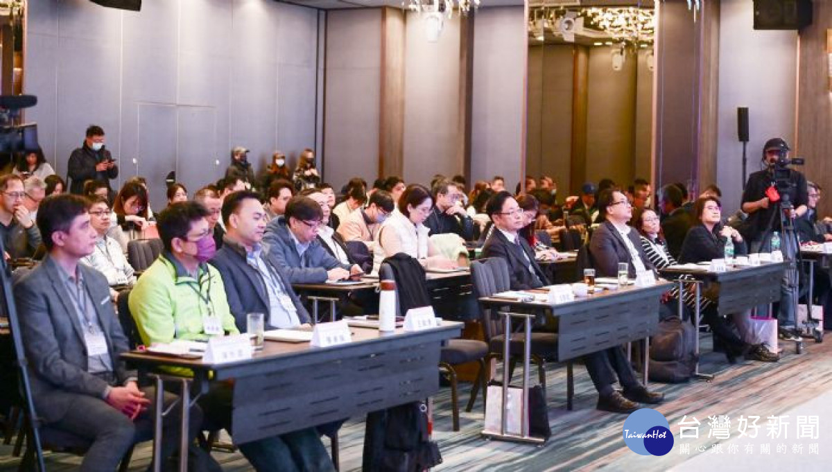 論壇聚焦道安防制作為、客運駕駛荒及交通行動服務MaaS議題。<br />
