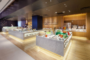 台南老爺行旅「甘粹餐廳」豐盛早餐，含台南牛肉湯及各類熱食沙拉麵包等美食