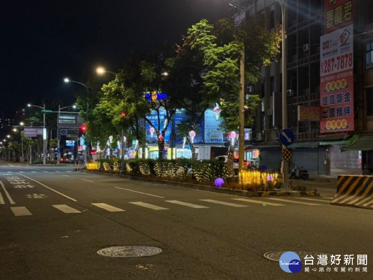 中壢新明市場前明德路分隔島華麗大變身。<br />
