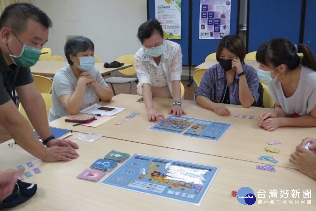  與企業媒合，將永續教育帶入公司內部培訓，培養永續意識。