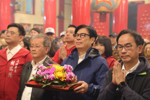 ▲迎天公生，陳其邁參拜4座天公廟祈求國泰民安。