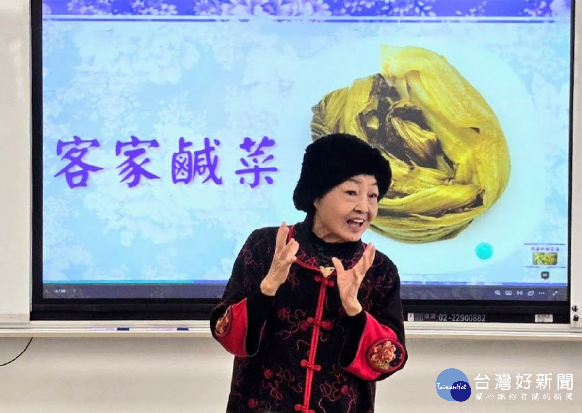 「鹹菜超人」四變身龍岡國小舉辦「客家鹹菜季」       展現先民智慧