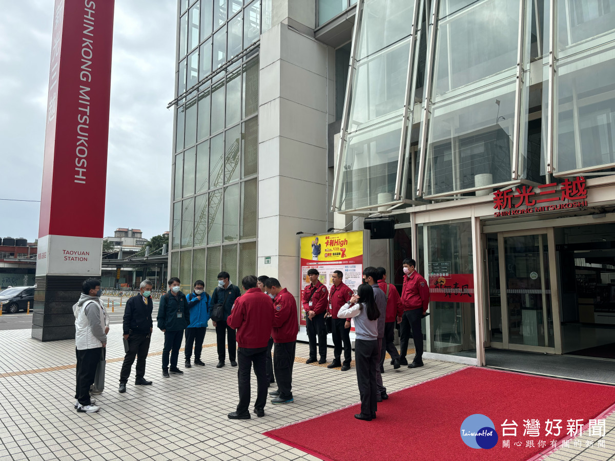 桃市府聯合稽查百貨商場施工安全，守護市民消費安全。