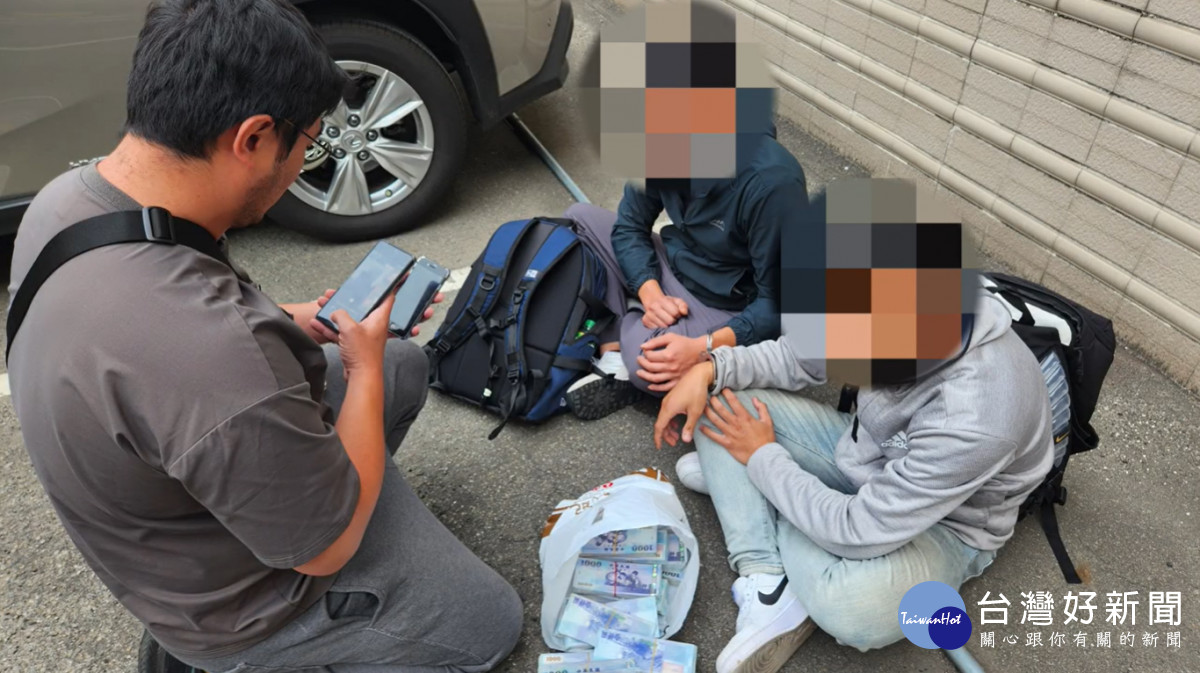 警銀聯防　彰警阻詐、打詐一把罩。圖／彰化縣警局提供