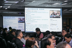 經發局「老舊市場蛻變與未來-新明市場與忠貞市場」專題報告。